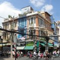 Green facade significantly boosts the energy efficiency of Vietnamese 'tube house'
