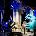 Fujitsu en de Technische Universiteit Delft richten nieuw quantumlaboratorium op