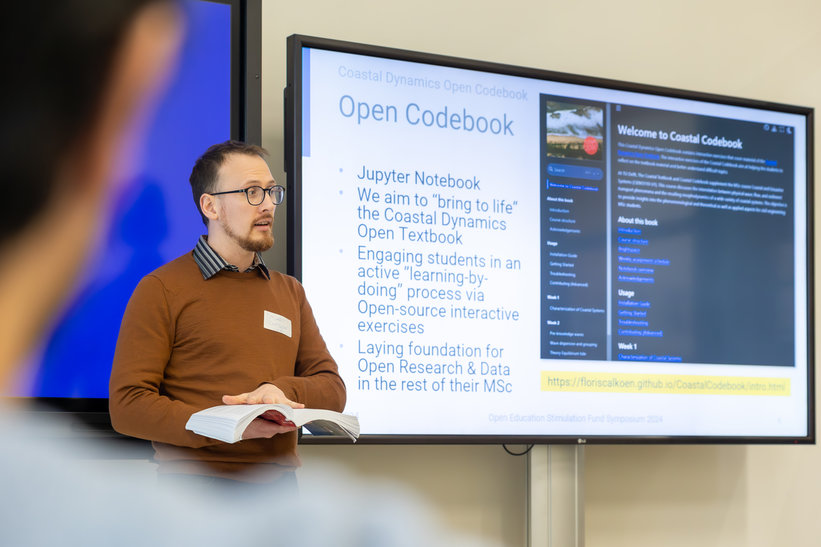 Workshop door Stuart Pearson en Kevin de Bruijn van CEG genaamd 'Coastal Dynamics Open Code Book'